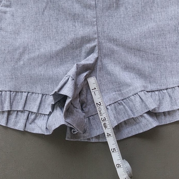 NWT LOFT Ruffle Short - Picture 8 of 8